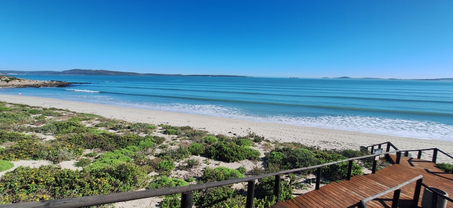 3 Bedroom Property for Sale in Calypso Beach Western Cape